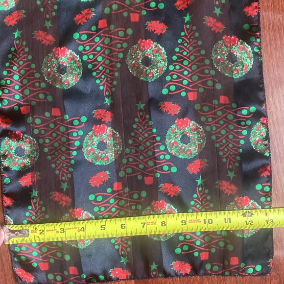 Christmas Scarf - Picture 4 of 8